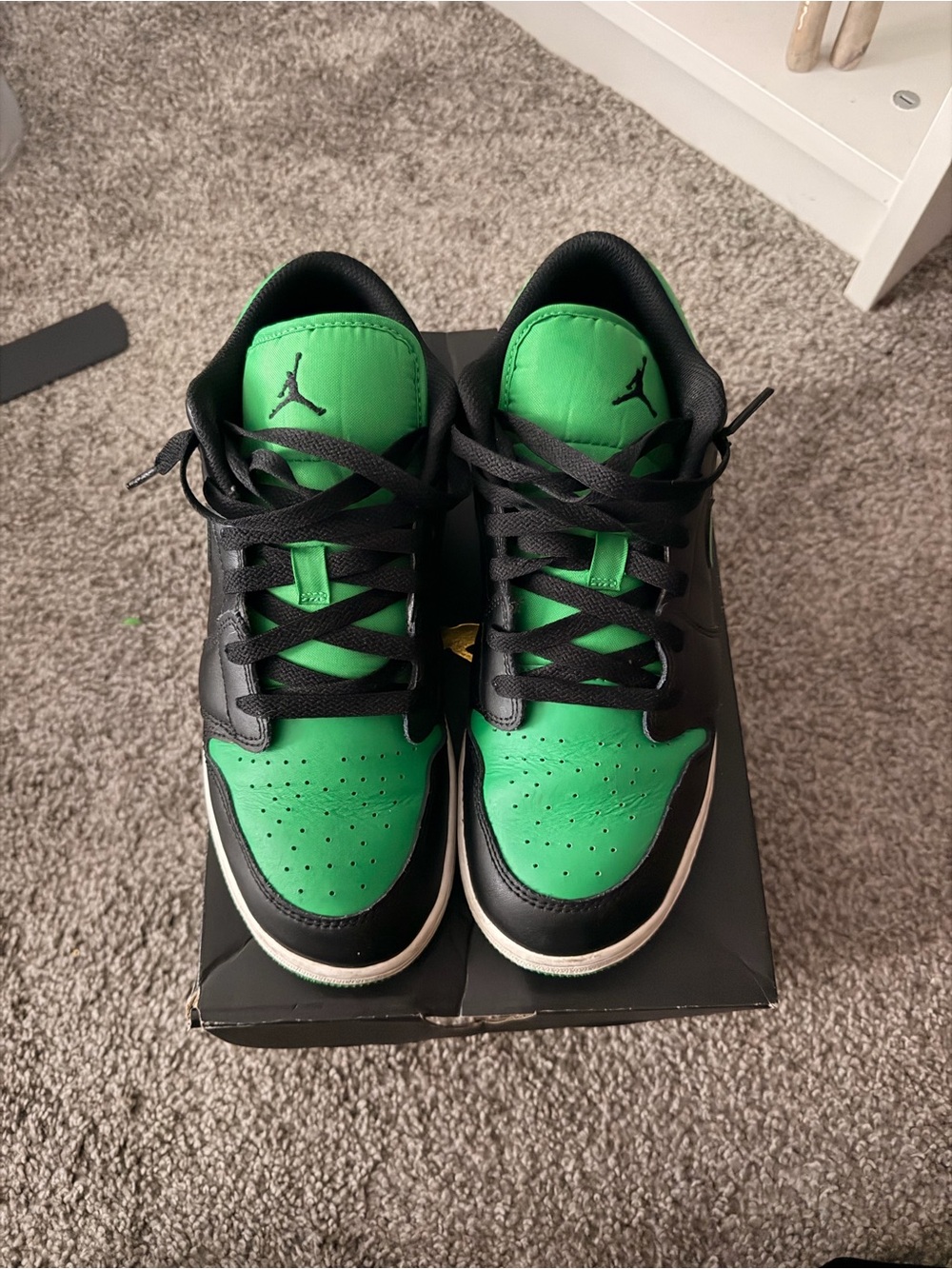 Jordan Low Top Sneakers in Green and Black